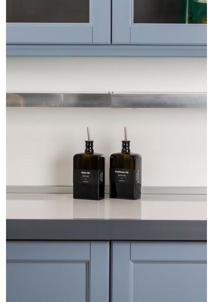 2'li 750 ml Yağdanlık Sosluk Sirkelik Zeytinyağı Şişesi Damlatmaz Kapak Siyah Koyu Cam-Siyah Etiket modelleri