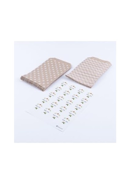 20 Adet Puantiye ve Zikzak Desenli Kese Kağıdı (18X30 Cm) ve Çiçekli Mutlu Yıllar Stickerdan Oluşan fiyatları