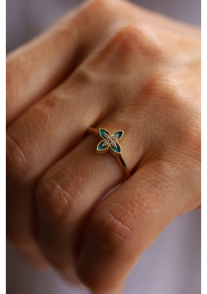 14 Ayar Altın Turkuaz Mineli ve Taşlı Lilyum Yüzük