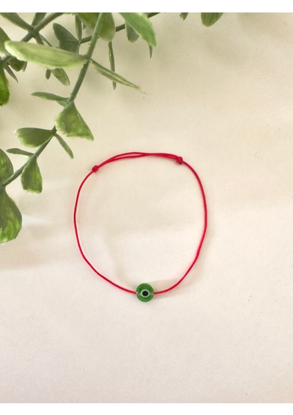 Yeşil Cam Nazar Boncuklu Kırmızı Ip Bileklik