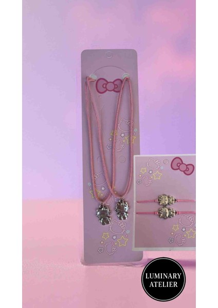 Hello Kitty 2’li Dostluk Bileklik & 2’li Kolye Seti – Pembe Ipli, Hediyelik Sevimli Takı