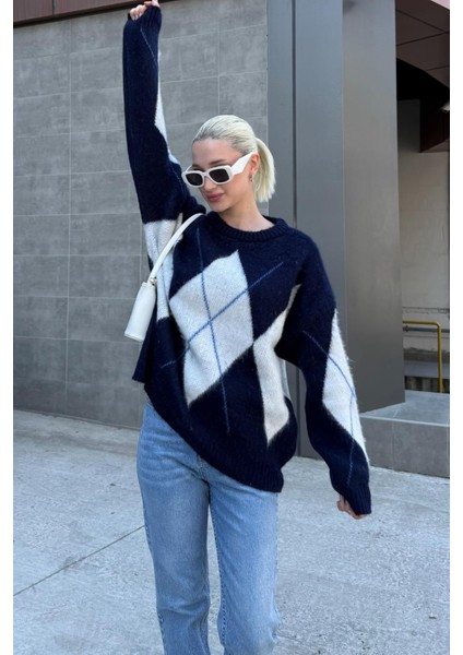 Lacivert Bisiklet Yaka Geometrik Desen Kadın Kazak MG2471 fiyatları