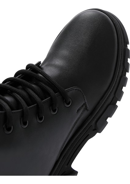 Kadın Siyah Fermuarlı Postal Bot 25WFE220318