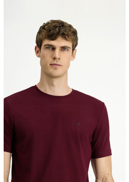 Bisiklet Yaka Slim Fit Dar Kesim Süprem Pamuklu Tişört fırsatları