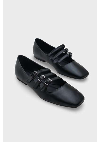 Marcelle Küt Burunlu Üç Tokalı Bantlı Kadın Babet