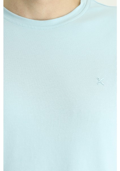 Bisiklet Yaka Slim Fit Dar Kesim Süprem Pamuklu Tişört indirimleri