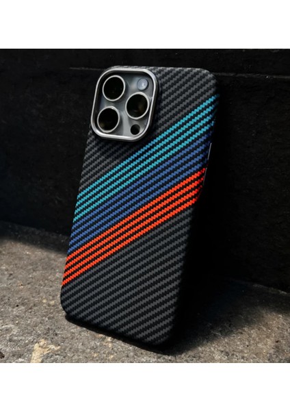 iPhone 15 Promax Için Karbon Fiber Şıklığı – Premium Koruma, Maksimum Stil