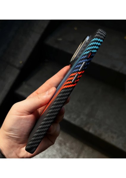iPhone 15 Promax Için Karbon Fiber Şıklığı – Premium Koruma, Maksimum Stil modelleri