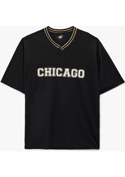 Kısa Kollu V Yaka Grogren Detaylı Baskılı Oversize Spor Tişört