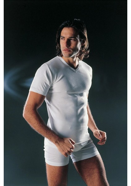 130 Erkek Penye Ribana Yarım Kol V Yaka Fanila-Beyaz