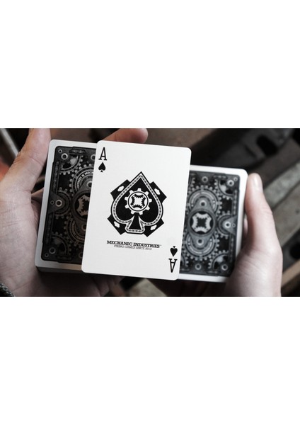 Mechanic Deck Vr2 Oyun Kağıtları fiyatları