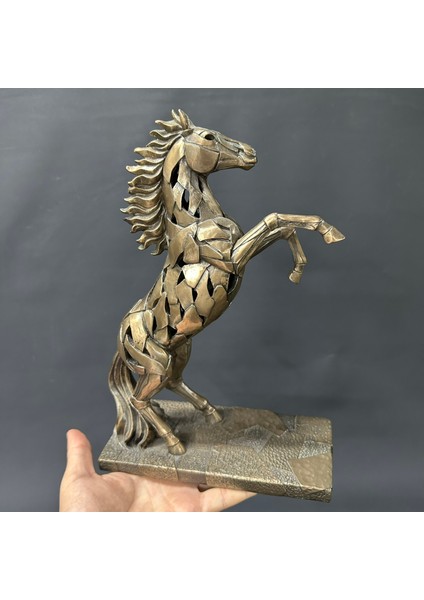 Işıklı Şahlanan At Veronese Biblo fiyatları