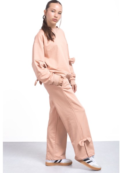 Bej Yırtmaçlı Paça Fiyonk Detaylı Kız Çocuk 2li Eşofman Takımı 21214 fırsatları