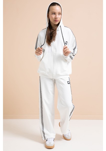 Beyaz Dantel Şeritli Hırkalı Kız Çocuk 2li Eşofman Takımı 21246