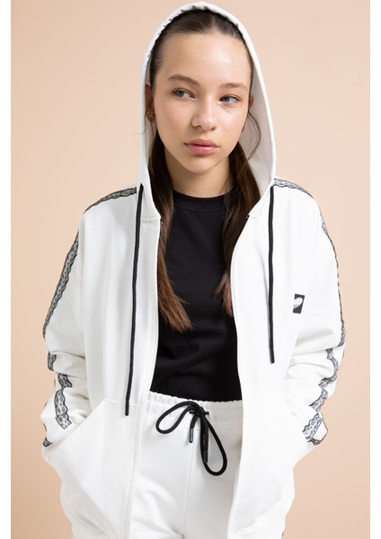 Beyaz Dantel Şeritli Hırkalı Kız Çocuk 2li Eşofman Takımı 21246 indirimleri