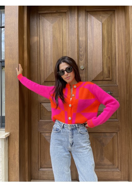 HRK0004 Kadın Fuşya Geometrik Desenli Düğmeli Triko Hırka fırsatları