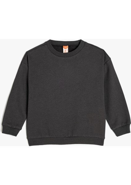 Pamuklu Uzun Kollu Bisiklet Yaka Şardonlu Basic Sweatshirt