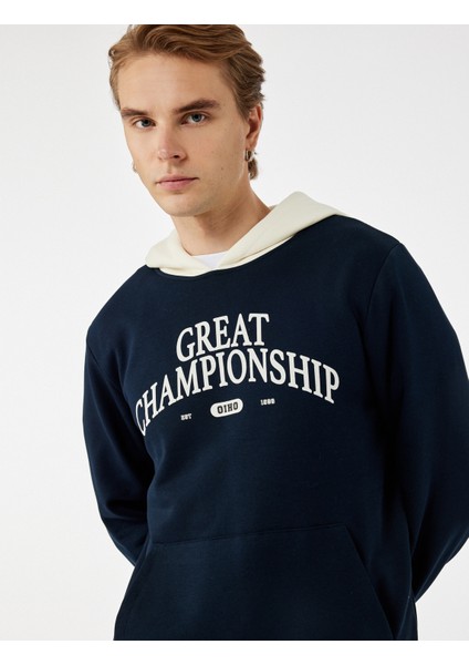 Kanguru Cepli Uzun Kollu Baskılı Şardonlu Renk Kontrastlı Kapşonlu Sweatshirt