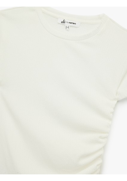 Slim Fit Kısa Kollu Büzgülü Bisiklet Yaka Bürümcük Tişört modelleri