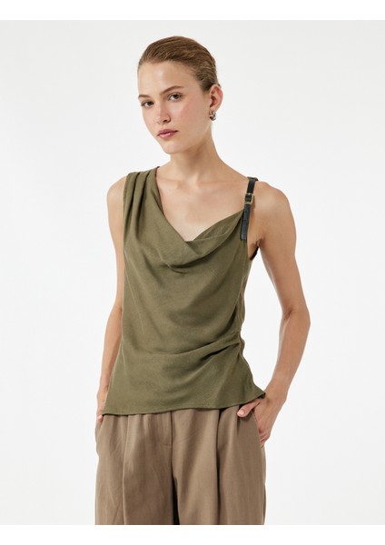 Keten Karışımlı Aksesuar Detaylı Degaje Yaka Kolsuz Bluz modelleri