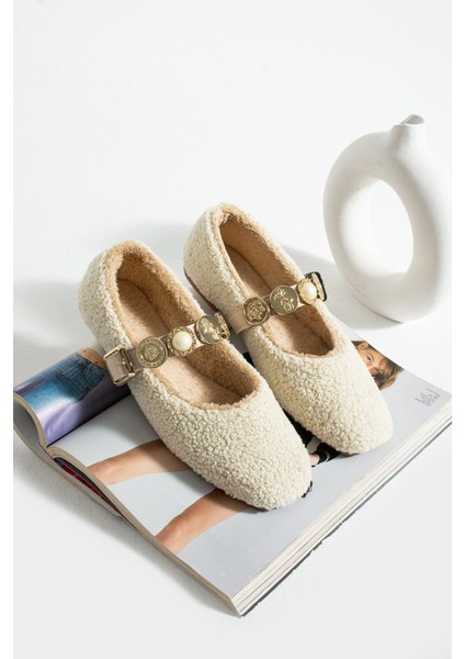 Kadın Peluş Toka Detay Düz Taban Ev Babet