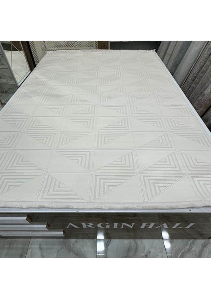 Beyaz Akrilik Halı Leke Tutmaz Yün Halı Oturma Odası Halısı Argın Halı