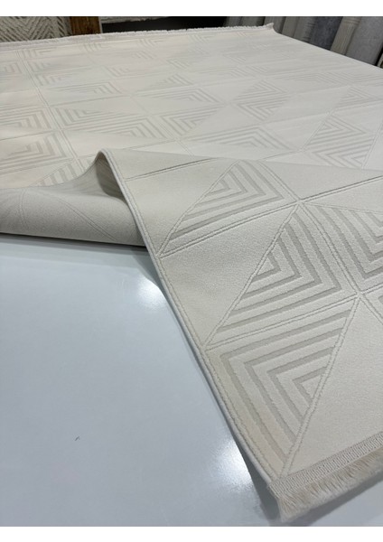 Beyaz Akrilik Halı Leke Tutmaz Yün Halı Oturma Odası Halısı Argın Halı fırsatları