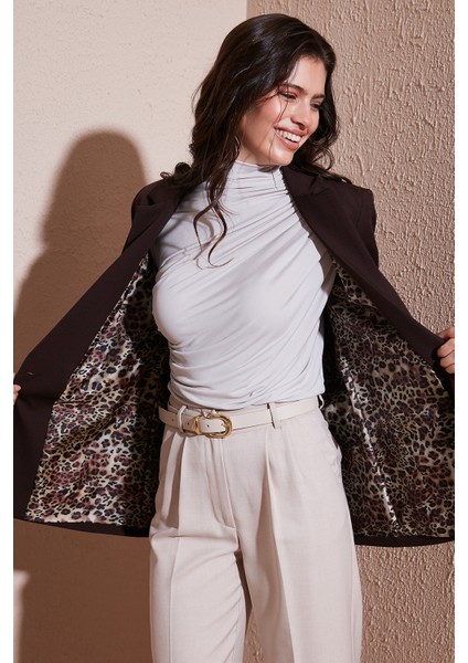 Standart Fit Mono Yaka Desenli Astar Detaylı Blazer Ceket Bayan Ceket 6524003 fiyatları
