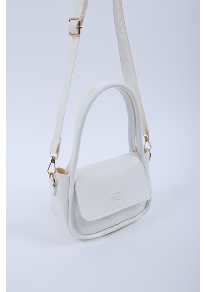 Beyaz SHK198 Suni Deri ,tek Bölmeli, Çıtçıtlı Ayarlanabilir Askılı El, Kol ve Omuz Çantası