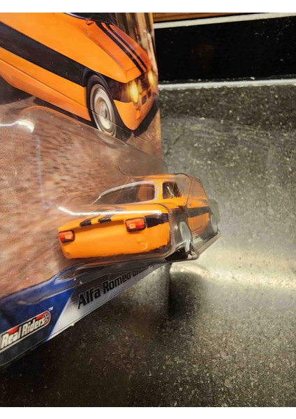 Premium 1/64 Alfa Romeo Giulia Sprint Gta - Fast And Furious modelleri