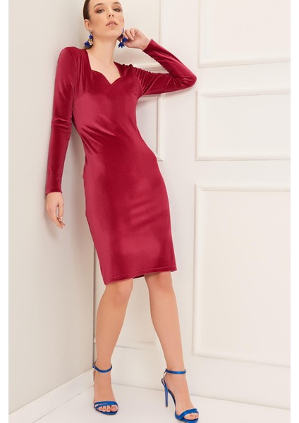 Kadın Fuşya Yaka Detaylı Kadife Elbise 19L6430