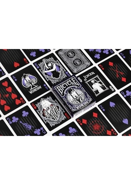 Wednesday Oyun Kartları modelleri