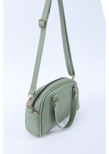 Mint Yeşil SHK205 Suni Deri Fermuarlı Tek Bölmeli Ayarlanabilir Askılı El,kol ve Omuz Çantası