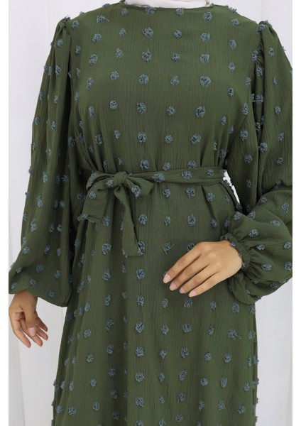 Ponpon Detaylı Kuşaklı Elbise Haki fırsatları