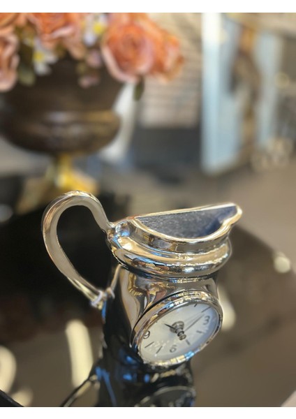 Masa Saati Evdema Vitale Metal Sürahi Saat 5*17*17 cm AK.IV0292 fiyatları