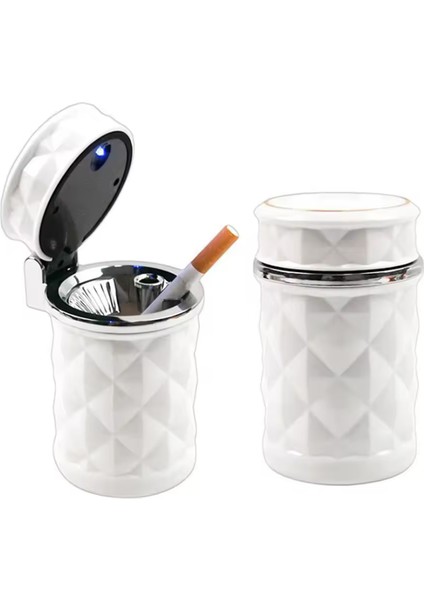 Oto Küllük Işıklı Kapaklı Beyaz Renk Havalandırmaya Takılan Aparatlarıyla Birlikte modelleri