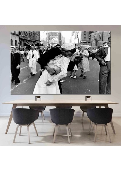 Times Square’de Zafer Günü Öpücüğü Kanvası, Ünlü Çift Öpüşme Posteri fiyatları