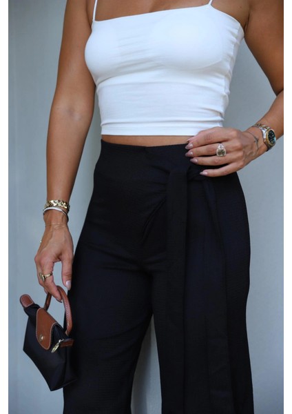 Siyah Bel Bağlama Detay Pantolon fırsatları