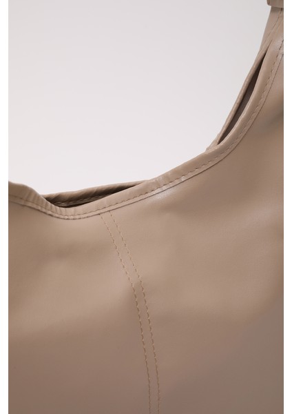 Vizon SHK208 Yumuşak Suni Deri ,tek Bölmeli, Çıtçıtlı Ayarlanabilir Askılı Kol ve Omuz Çantası