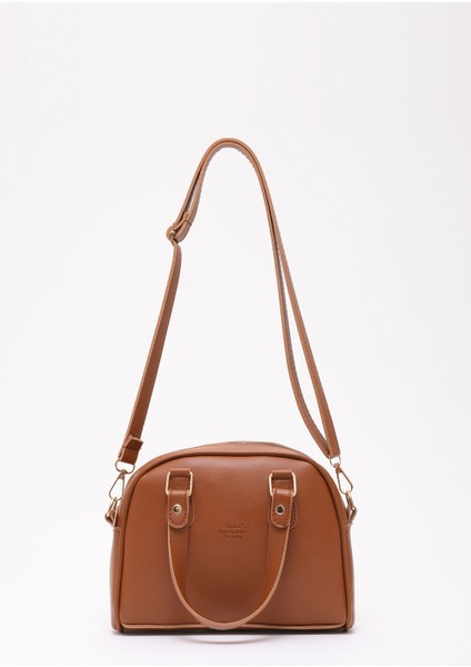 Taba SHK205 Suni Deri Fermuarlı Tek Bölmeli Ayarlanabilir Askılı El,kol ve Omuz Çantası