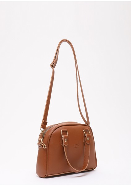 Taba SHK205 Suni Deri Fermuarlı Tek Bölmeli Ayarlanabilir Askılı El,kol ve Omuz Çantası fiyatları