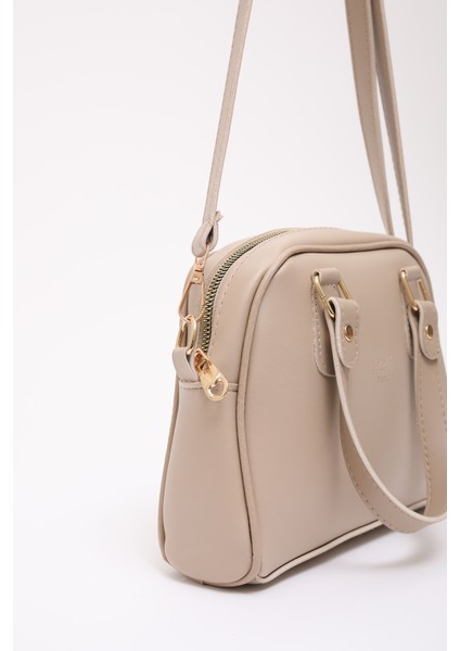 Vizon SHK205 Suni Deri Fermuarlı Tek Bölmeli Ayarlanabilir Askılı El,kol ve Omuz Çantası indirimleri