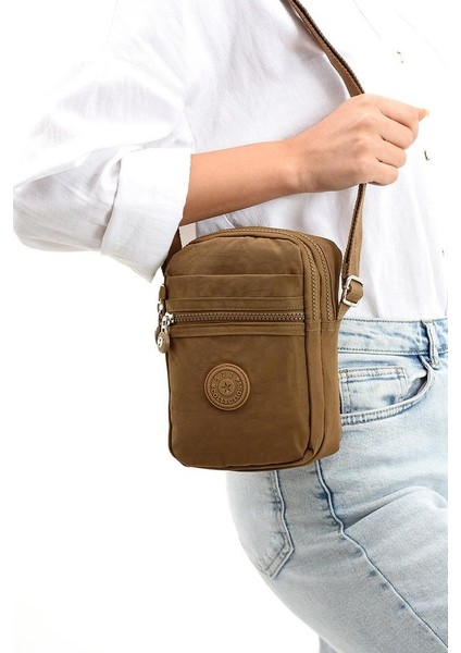 Küçük Boy 571 Krinkıl/klinkır Su Geçirmez Kumaş Çok Bölmeli Çapraz Omuz Telefon Çantası Taba 10A fiyatları