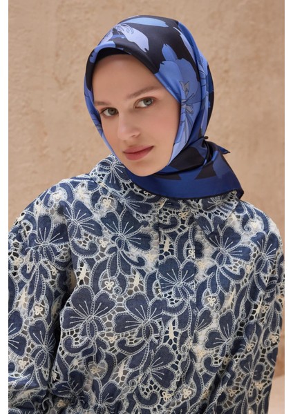 Tivil Saf İpek Eşarp 4100 - 32 Lacivert Karışık Desen