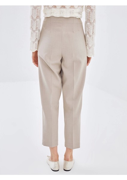 Lcw Vision Bej Kadın Havuç Kesim Düz Pantolon fırsatları