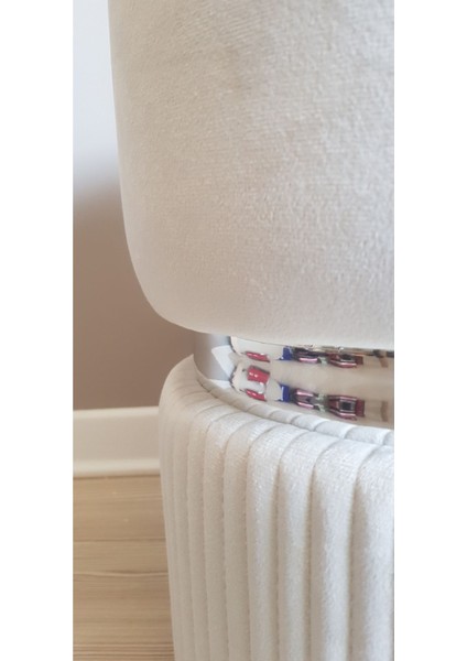 Modern Puf Babby Face Leke Tutmaz Silinebilir Krem Kadife Kumaş Spor Dikiş'li Krom Detaylı