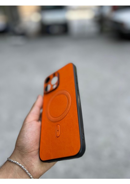 iphone 16 Pro Uyumlu Magsafe Özellikli Deri Görünümlü Silikon Kılıf modelleri