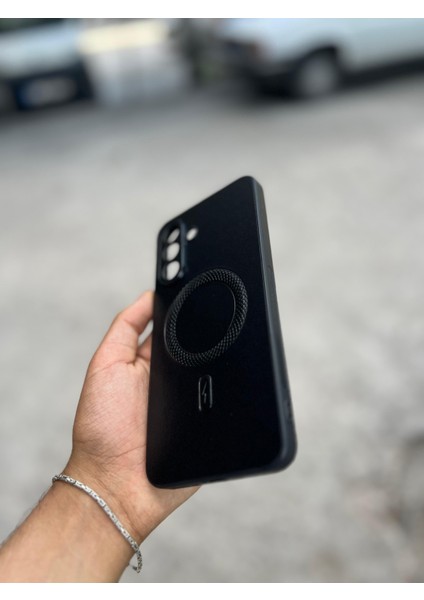 Samsung Galaxy A55 Uyumlu Magsafe Özellikli Deri Görünümlü Silikon Kılıf fırsatları