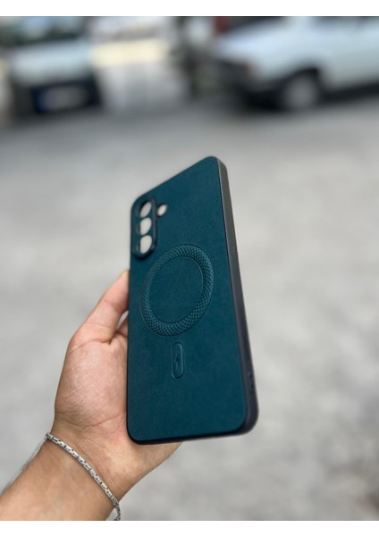 Samsung Galaxy S25 Uyumlu Magsafe Özellikli Deri Görünümlü Silikon Kılıf fırsatları