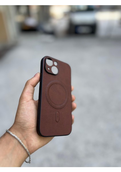 iphone 15 Uyumlu Magsafe Özellikli Deri Görünümlü Silikon Kılıf fırsatları